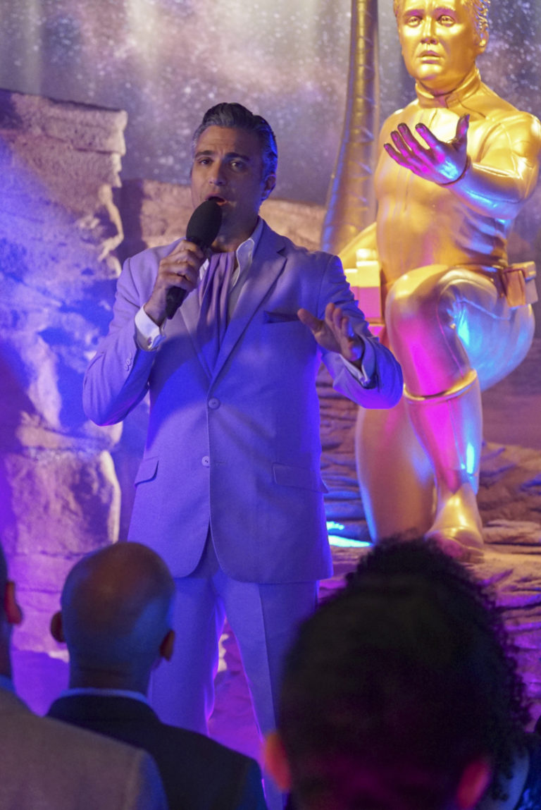 Watch Out  Promotional Photos Jane the Virgin Episode 98