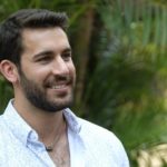 Bachelor In Paradise: Derek leaves Paradise Bachelor In Paradise Derek leaves Paradise