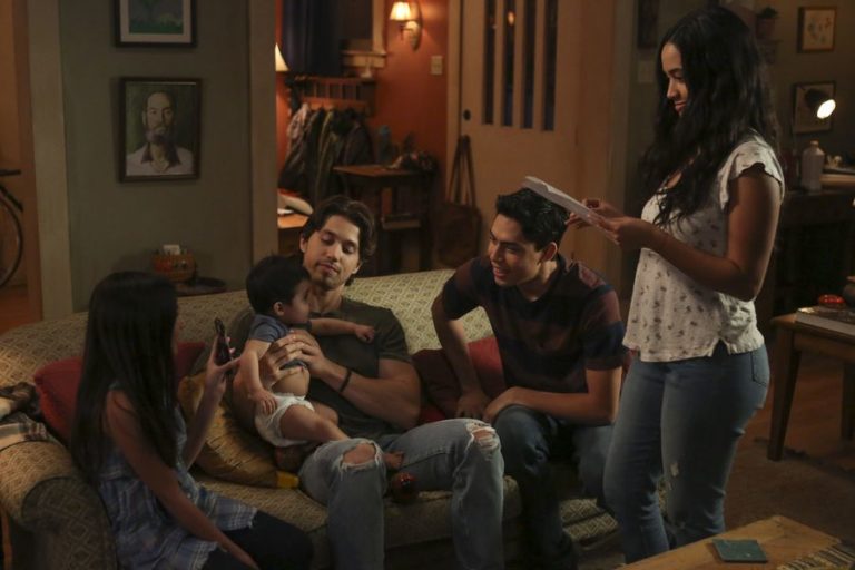 Party of Five Season 1 Episode 1 Photos Released
