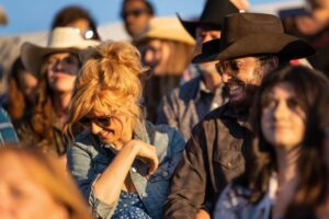 (L-R) Kelly Reilly as Beth Dutton and Cole Hauser as Rip Wheeler. Episode 3 of Yellowstone