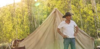 Is Yellowstone Seasons 1-3 on Netflix? Yellowstone season 3 episode 4 - Going Back to Cali - Kevin Costner as John Dutton.