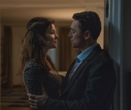 AMC’ Soulmates Season 1 Premiere On October 5 | Renewal of the Second Season AMC_Soulmates_Betsy-Brandt_Caitlin_JJ-Feild_Nathan_935x658_G