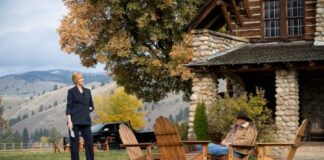 (L-R) Kelly Reilly as Beth Dutton and Kevin Costner as John Dutton. Episode 8 of Yellowstone Yellowstone season 3 - “I Killed a Man Today” Premieres August 9th at 9 P.M.