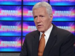 Alex Trebek dies