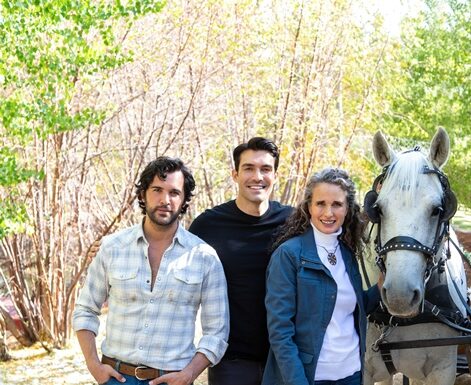 Dashing in December premieres December 13 - Watch Trailer