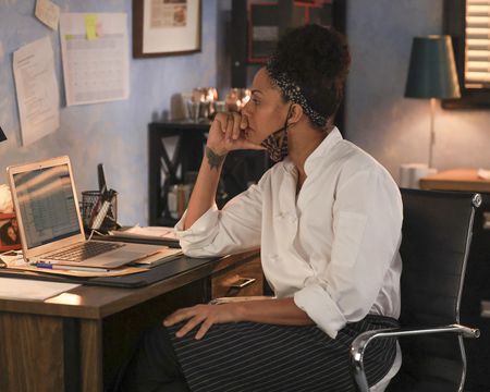 CHRISTINA MOSES in A Million Little Things Season 3 Episode 7 Photos