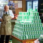 Dr. Sturgis (Wallace Shawn) in Young Sheldon Season 4 Episode 17