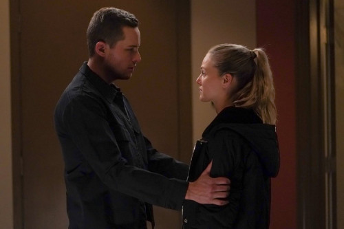 Chicago PD (Season Finale) Episode 8x16 The Other Side
