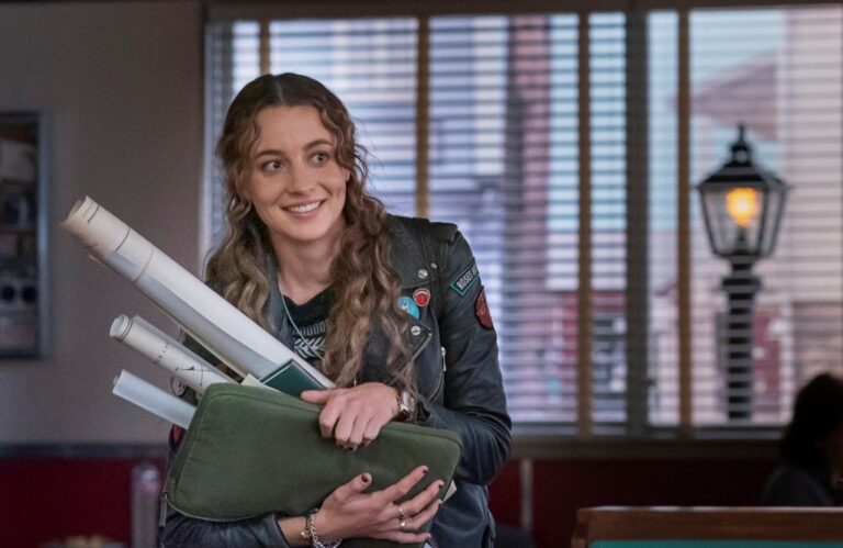 CW The Republic of Sarah Photo Season 1