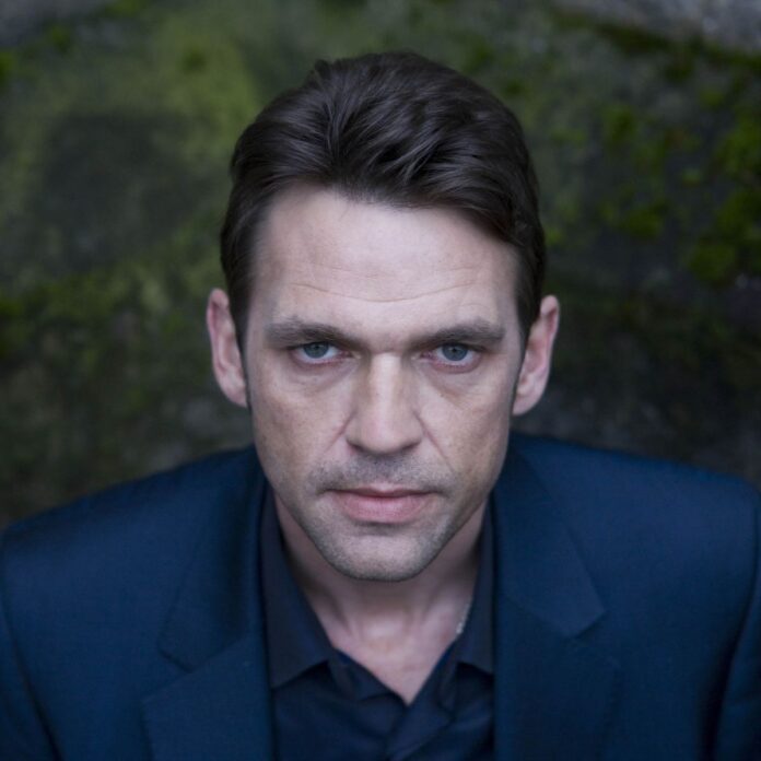 Dougray Scott