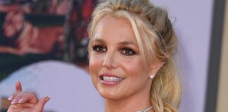 Radio waves are dominated by Britney Spears’ music, as DJs indicate unity. britney spears