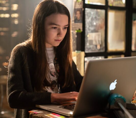 Home Before Dark Season 2 Episode 10 Photos & Release Date of “Season Finale” Home Before Dark Season 2 Episode 10