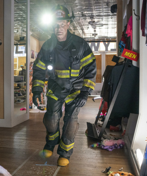 911 Season 5 Episode 3 Photos