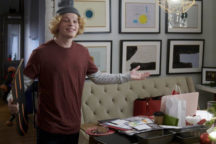 Hallmark's 'Boyfriends of Christmas Past' Movie