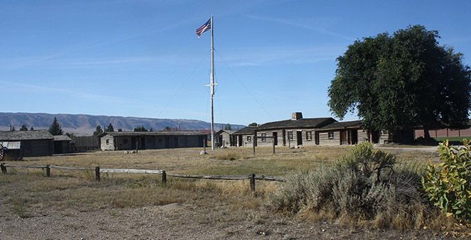 What is Fort Caspar in the 1883 Series? Is Fort Caspar based on a real location?