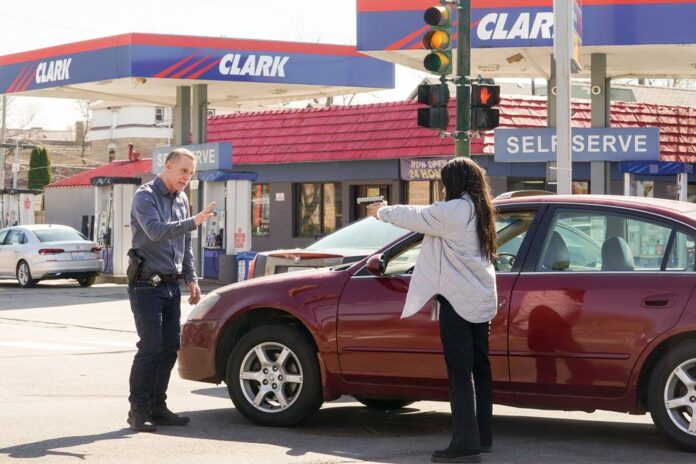 Chicago PD Season 9 Episode 22-