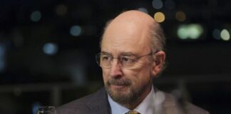 Up Next: The Good Doctor season 6 episode 12: 365 Degrees The Good Doctor Season 5 Episode 18RICHARD SCHIFF