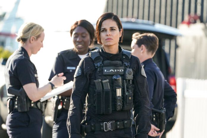 SWAT Season 5 Episode 22-