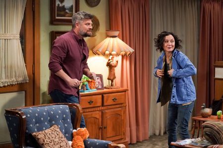 The Conners Season 4 Episode 19-