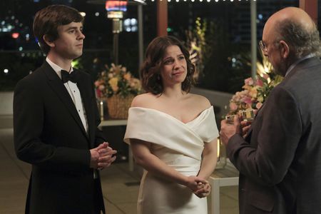 The Good Doctor Season 5 Episode 18 FREDDIE HIGHMORE, PAIGE SPARA