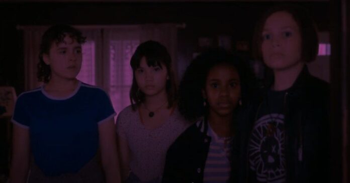 [Finale] Paper Girls Season 1 Episode 8 Recap [Ending Explained]