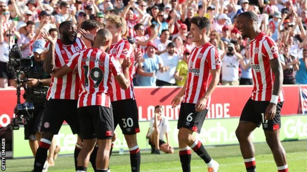 Brentford scored four first-half goals to humiliate Manchester United at Gtech Community Stadium