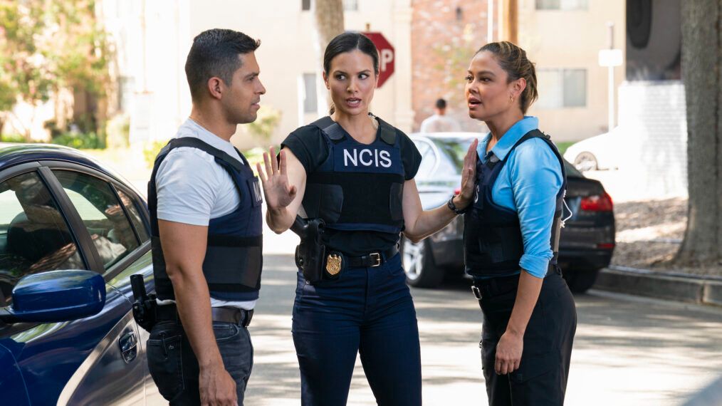 ncis-hawaii-crossover-torres-knight-tennant ncis-hawaii-crossover-torres-knight-tennant