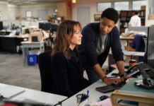 Get Ready for Alaska Daily Episode 1: Journalist Eileen’s personal and professional adventure begins. Alaska Daily episdoe 1-