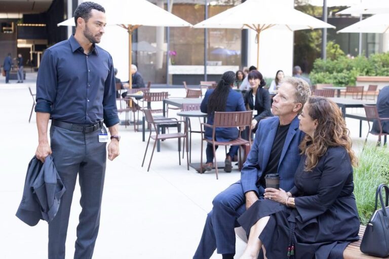 Grey’s Anatomy Season 19 Episode 5: Jesse Williams and Greg Germann appear as guests. Grey’s Anatomy Season 19 Episode 5: Jesse Williams and Greg Germann appear as guests.