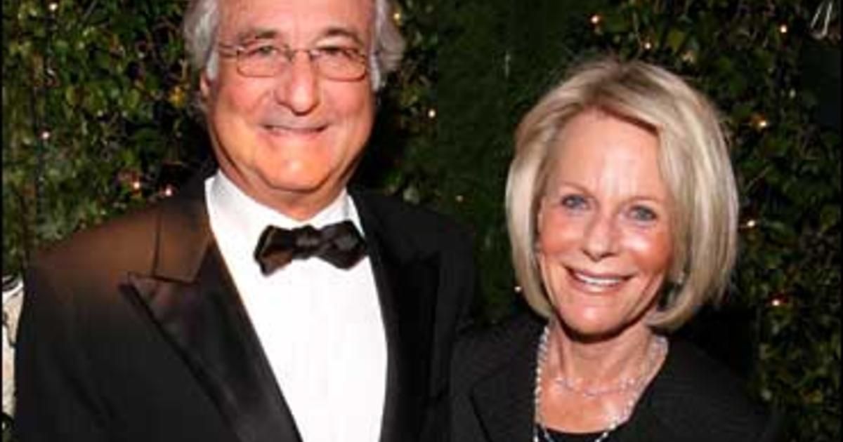 Bernie Madoff Ponzi and his wife Ruth 