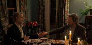 What disease is Frank suffering from in The Last of Us HBO? The Last of Us Eps 3 Frank (Murray Bartlett) and Bill (Nick Offerman) eat their last meal together