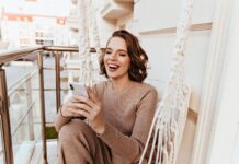 Romance on the Web: Virtual Dates and Video Cam Chats Romance on the Web