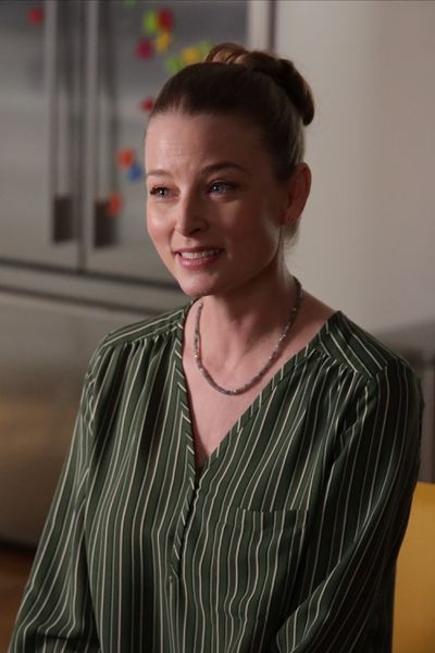 A Million Little Things 5x07 RACHEL NICHOLS as Nicole.