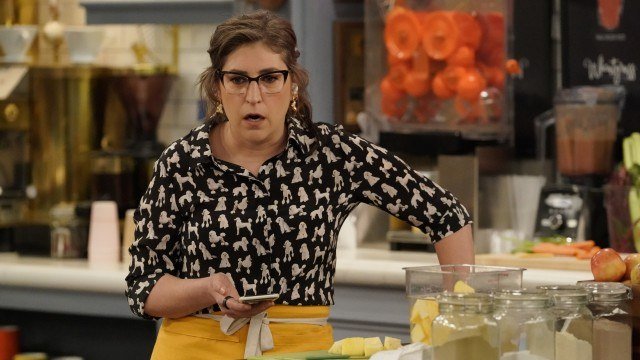 Call Me Kat Season 3 Episode 22 Recap