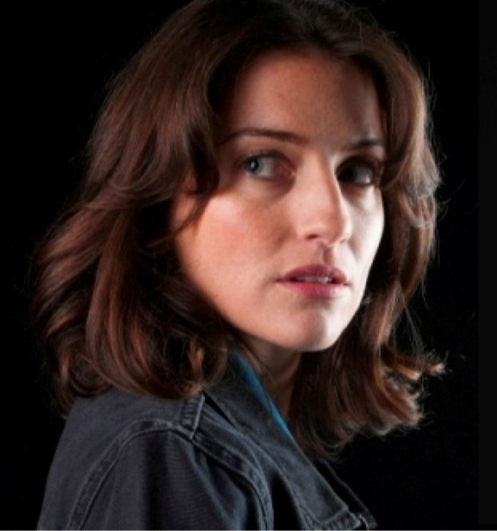 Lisa Wallace played by India Mullen