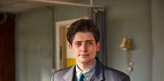 Is Dr. Dylan Pearce, played by Aneurin Barnard, based on a real person? Aneurin Barnard as Dr. Dylan in Men up