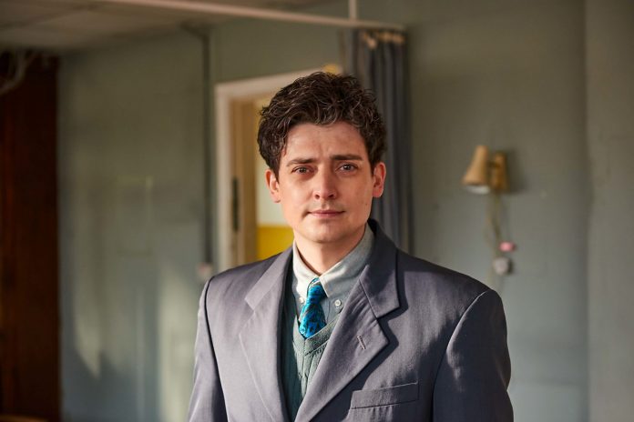 Aneurin Barnard as Dr. Dylan in Men up