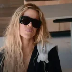 Those Khloe Kardashian Flat-Top Sunglasses on Hulu – And Where to Get Your Hands on a Pair Those Khloe Kardashian Flat-Top Sunglasses on Hulu - And Where to Get Your Hands on a Pair