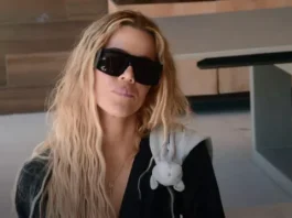 Those Khloe Kardashian Flat-Top Sunglasses on Hulu - And Where to Get Your Hands on a Pair