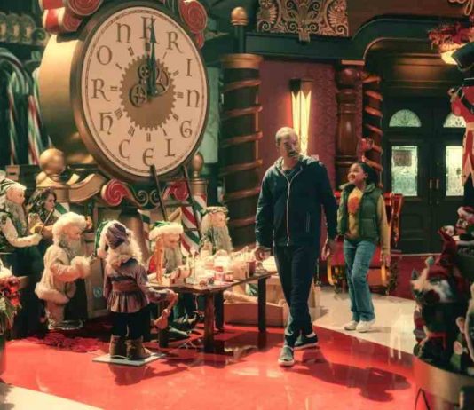 Is Kringle’s a real Christmas shop in the movie Candy Cane Lane? -candy-cane-lane shop-