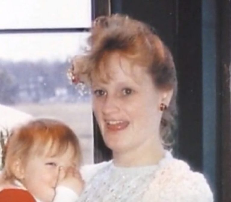"Buzz" Clinton's Wife Kim Carpenter
