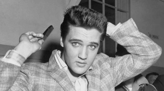 'Satnin’ in Elvis' Life