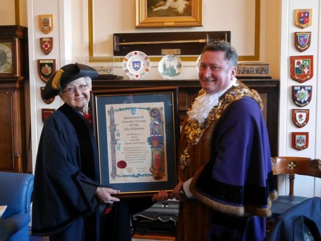 Lady Milena Grenfell-Baines and Mayor 