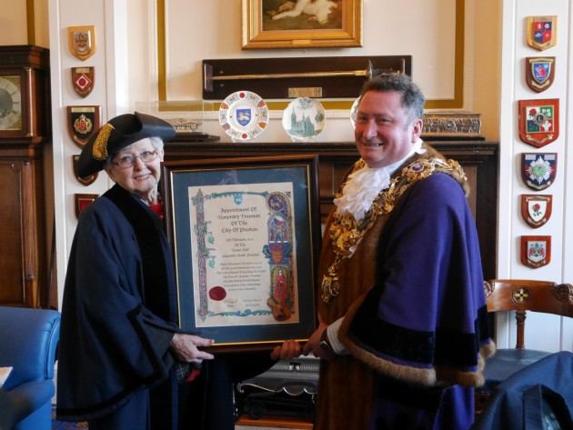 Lady Milena Grenfell-Baines and Mayor