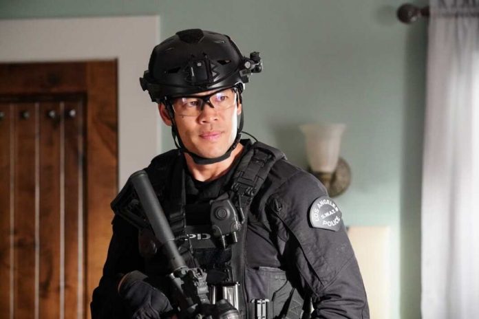 David Lim as Victor Tan in swat-season-7-episode-11