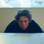 THE BEAR SEASON 3 EPISODE 1 RECAP: “TOMORROW” “THE BEAR” — Season 3, Episode 1 — “Tomorrow” — Pictured: Jeremy Allen White as Carmen “Carmy” Berzatto. CR: FX.