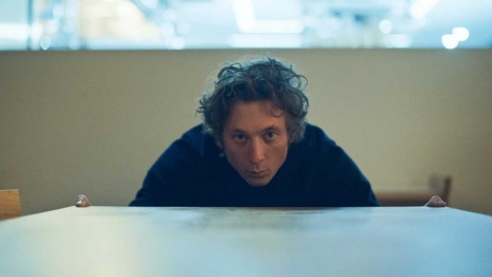 “THE BEAR” — Season 3, Episode 1 — “Tomorrow” — Pictured: Jeremy Allen White as Carmen “Carmy” Berzatto. CR: FX.
