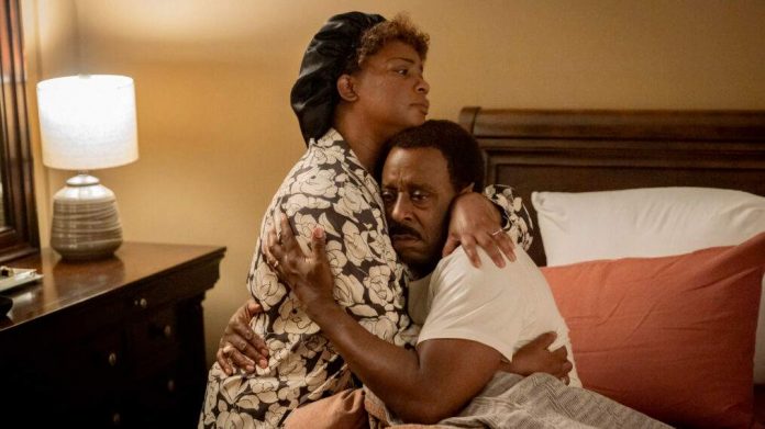 61st-street-the cw- season-2-episode-1-courtney-b-vance