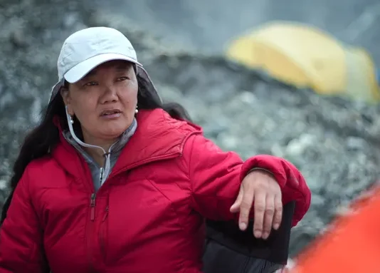 MOUNTAIN QUEEN LHAKPA SHERPA: WHERE IS SHE NOW? Mountain Queen: The Summits of Lhakpa Sherpa