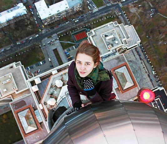 SKYWALKER ANGELA NIKOLAU’S NET WORTH angela-nikolau-